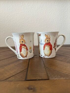 Peter Rabbit Beatrix Potter 2 White Bunny Mugs NEW